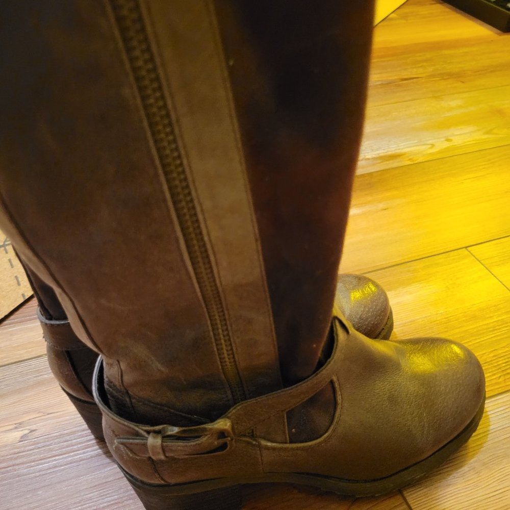 Baretraps Knightley Brown Leather Boots SZ 5.5M